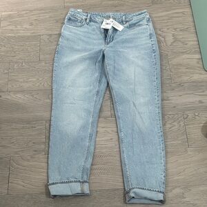 American Eagle Outfitters Light Wash Boyfriend Jeans